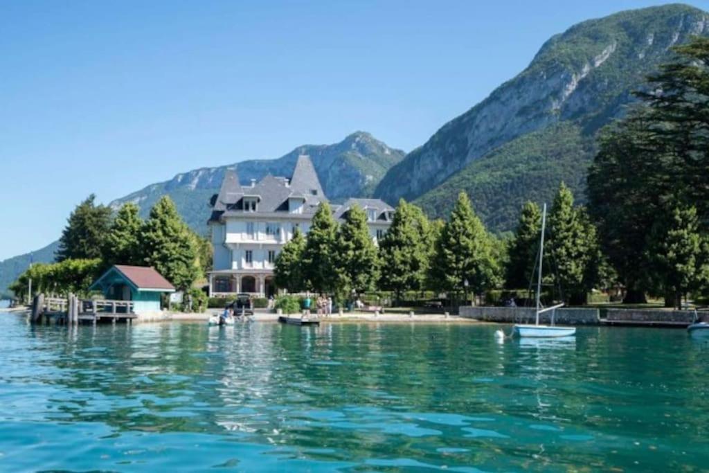 Bel Appartement Au Calme A 5 Minutes Du Village Menthon-Saint-Bernard Exterior foto
